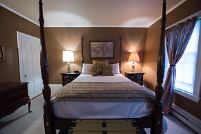 Admiral Peary Inn Bed & Breakfast