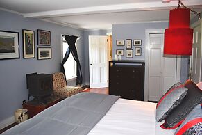 Admiral Peary Inn Bed & Breakfast