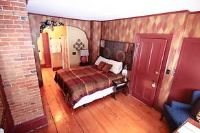 Admiral Peary Inn Bed & Breakfast