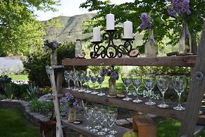 Warm Springs Inn & Winery