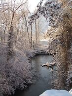 Warm Springs Inn & Winery