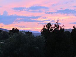 Warm Springs Inn & Winery