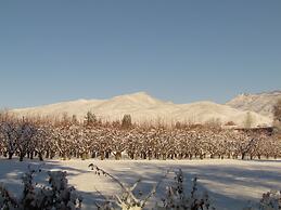 Warm Springs Inn & Winery