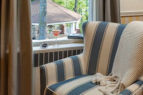 Warm Springs Inn & Winery