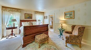 Warm Springs Inn & Winery