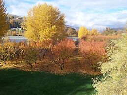 Warm Springs Inn & Winery