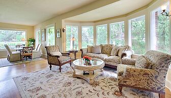 Warm Springs Inn & Winery