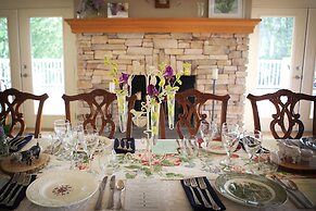 Warm Springs Inn & Winery