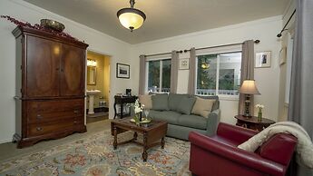 Warm Springs Inn & Winery