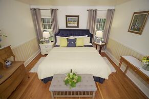 Warm Springs Inn & Winery