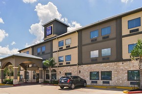 Sleep Inn & Suites Near Downtown North