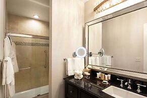 The Roosevelt New Orleans, A Waldorf Astoria Hotel