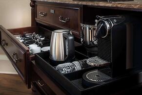 The Roosevelt New Orleans, A Waldorf Astoria Hotel