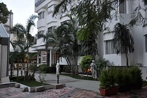 Highgates Hotel