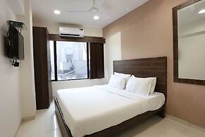 Hotel Kamran Residency - Near US Embassy