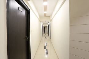 Hotel Kamran Residency - Near US Embassy