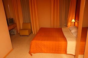 Polikoff Business Hotel