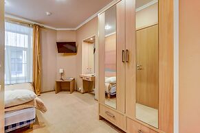 Polikoff Business Hotel