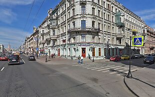 Polikoff Business Hotel