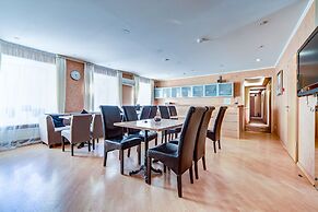 Polikoff Business Hotel