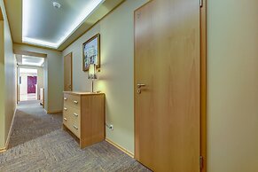 Polikoff Business Hotel