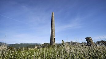 Garibaldi Inn at the Bay