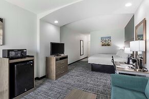 Best Western Plus MidAmerica Hotel