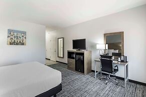 Best Western Plus MidAmerica Hotel