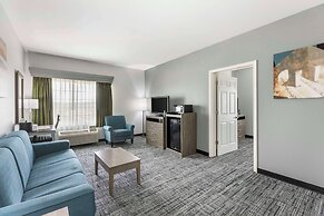 Best Western Plus MidAmerica Hotel