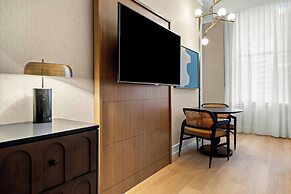 Kimpton Hotel Monaco Baltimore Inner Harbor by IHG