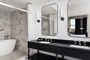 Kimpton Hotel Monaco Baltimore Inner Harbor by IHG