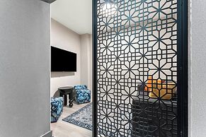 Kimpton Hotel Monaco Baltimore Inner Harbor by IHG