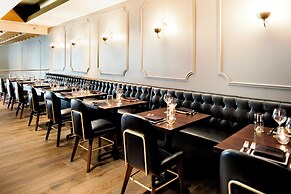 Kimpton Hotel Monaco Baltimore Inner Harbor by IHG