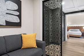 Kimpton Hotel Monaco Baltimore Inner Harbor by IHG