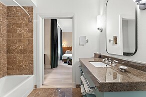 Kimpton Hotel Monaco Baltimore Inner Harbor by IHG