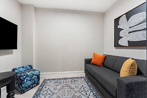 Kimpton Hotel Monaco Baltimore Inner Harbor by IHG