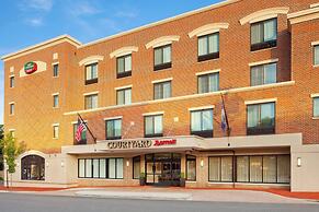 Courtyard by Marriott Fredericksburg Historic District