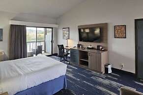 Edgewater Inn and Suites, Ascend Hotel Collection