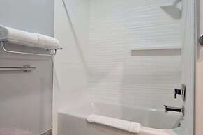 Edgewater Inn and Suites, Ascend Hotel Collection