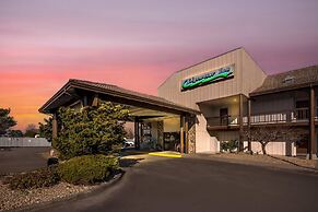 Edgewater Inn and Suites, an Ascend Collection Hotel