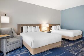 Edgewater Inn and Suites, an Ascend Collection Hotel