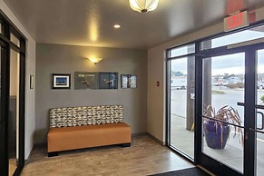 Edgewater Inn and Suites, Ascend Hotel Collection