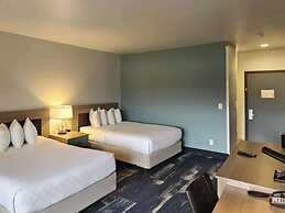 Edgewater Inn and Suites, Ascend Hotel Collection