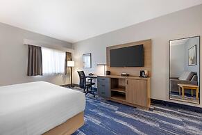 Edgewater Inn and Suites, an Ascend Collection Hotel