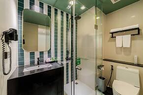 Happihaus Hotel Bangkok
