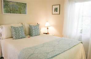 The Captain Farris House B&B