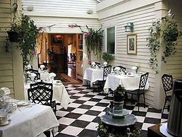 The Captain Farris House B&B