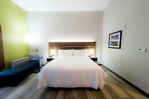 Holiday Inn Express Hotel and Suites Statesville by IHG