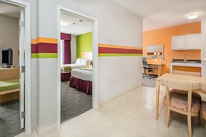 Holiday Inn Express Hotel & Suites Clute - Lake Jackson by IHG