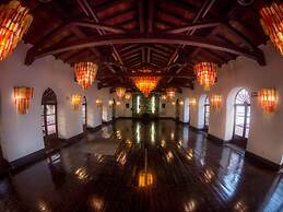 Hotel Playa de Cortes